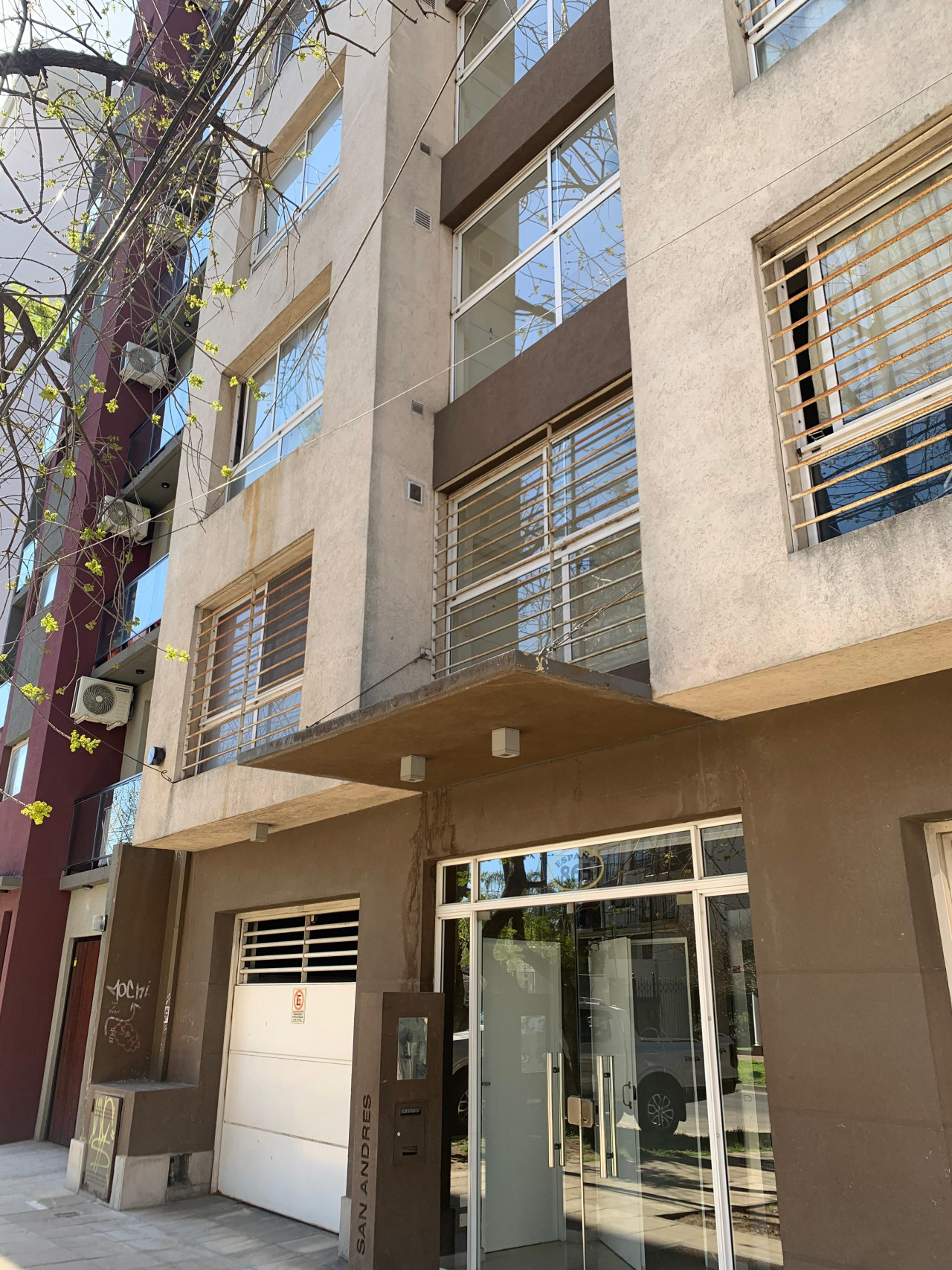 Departamento 3 ambientes en venta Apto Crédito con cochera opcional.