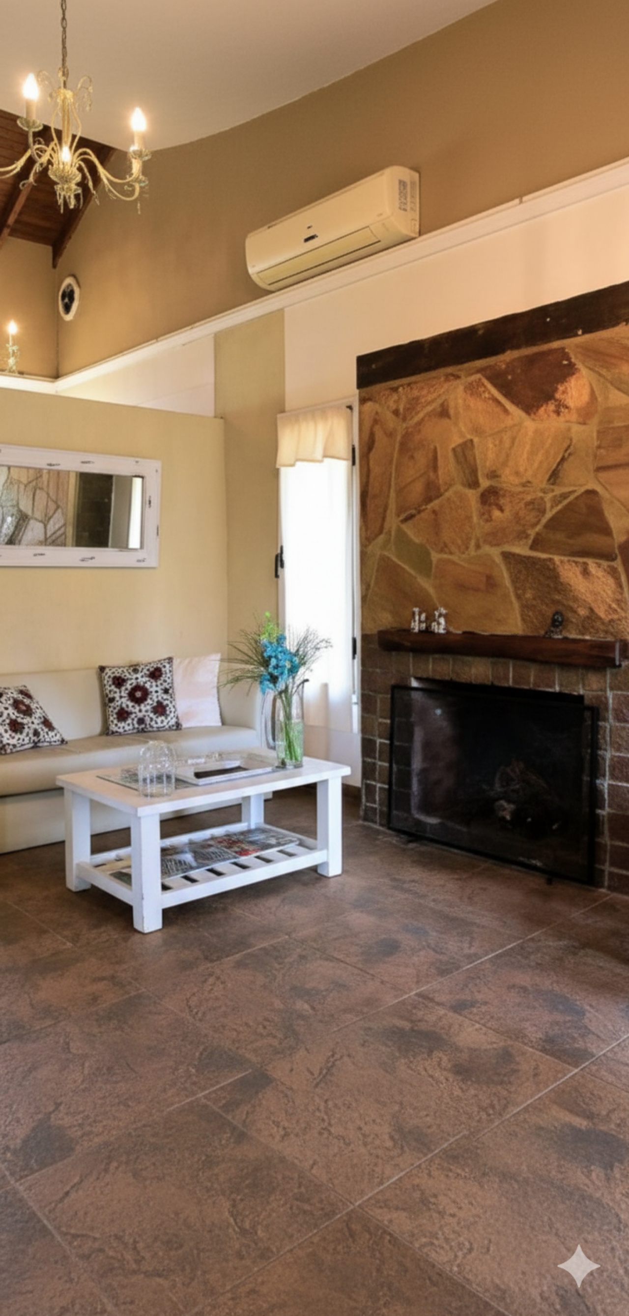 CASA EN VENTA - B° CERRADO CAMPOS DE IRIGOIN - SAN MIGUEL