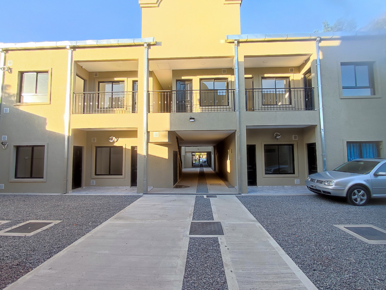 DPTO 2 AMBIENTES, JOSE C PAZ, PLANTA ALTA, A 50MT DEL CORREDOR (RUTA 197).